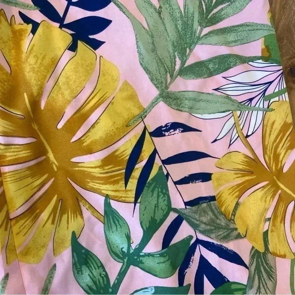 HYFYVE Wide Leg Tropical Print Floral Jumpsuit Size Medium Party Cruise Resort - Picture 5 of 13